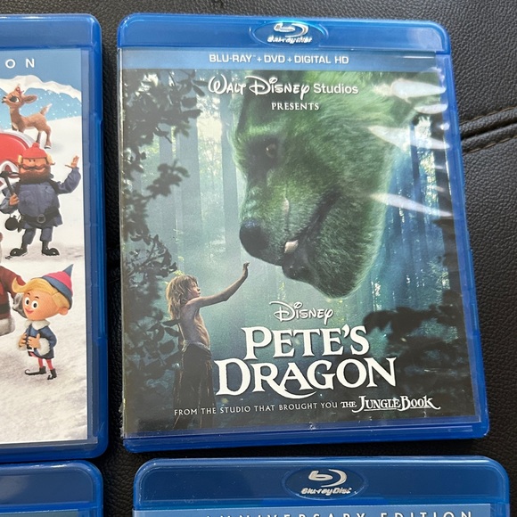 Disney Blu-ray Collection with Blue Cases mixed lot. Like New collection - Picture 4 of 6